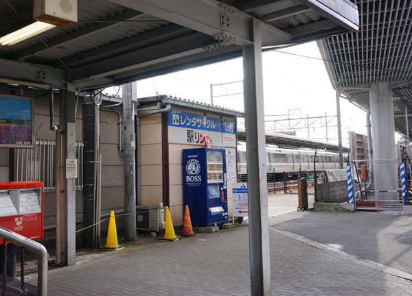 1JR茨木駅降りたところ
