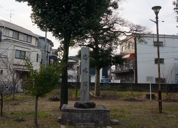 20春日神社の石碑