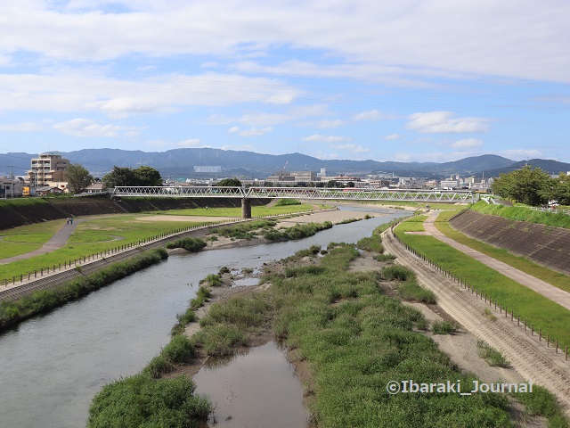 安威川先鉾橋から北を見るIMG_4193