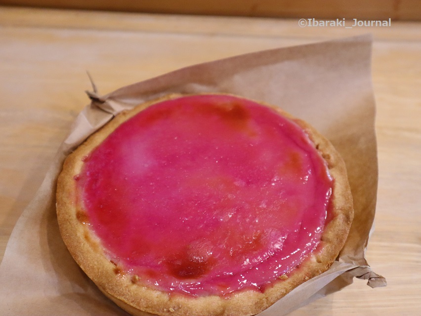 柊夢赤紫蘇のチーズケーキホールでIMG_4876