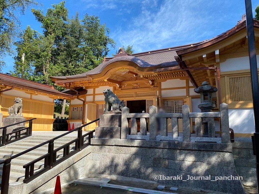 0920茨木神社の本殿IMG_7878
