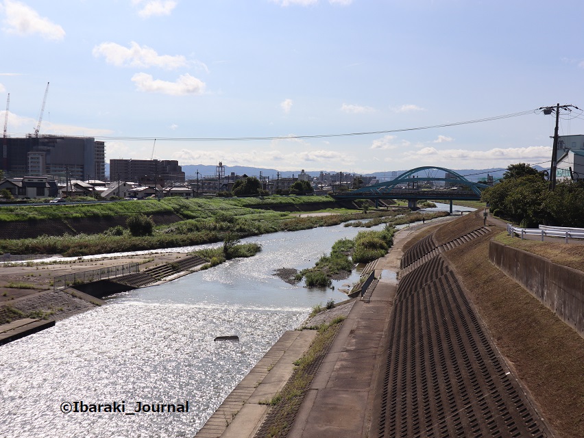 0903１０茨木川を北側から見るIMG_5401