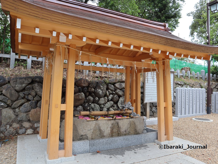 0629茨木神社の手水舎IMG_0228