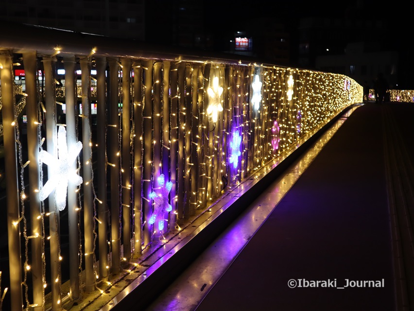 1201JR茨木西側歩道橋IMG_7288