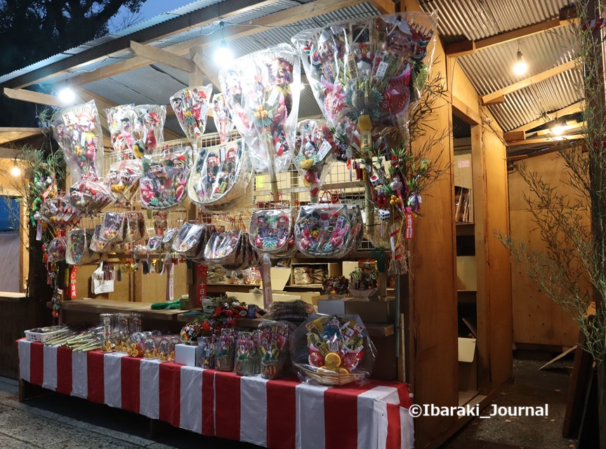 0109茨木神社で縁起物IMG_7860