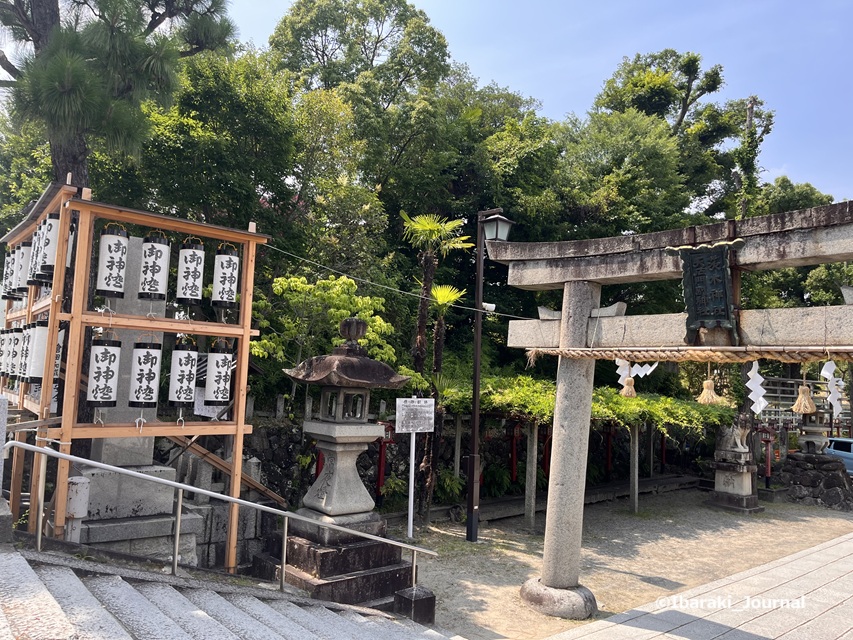 0706茨木神社の鳥居のところ20250710112143