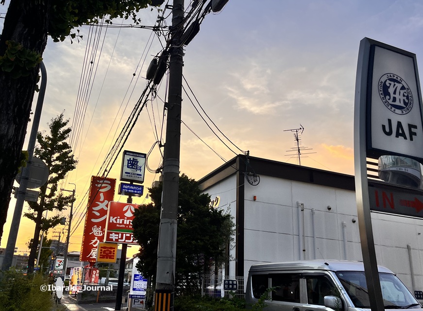 0818エキスポロードCASAの西側の店20250822110730