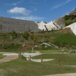 1129ヨガダムパーク風の丘の風景S__268689414