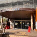 １１月水尾図書館の出入り口IMG_6805