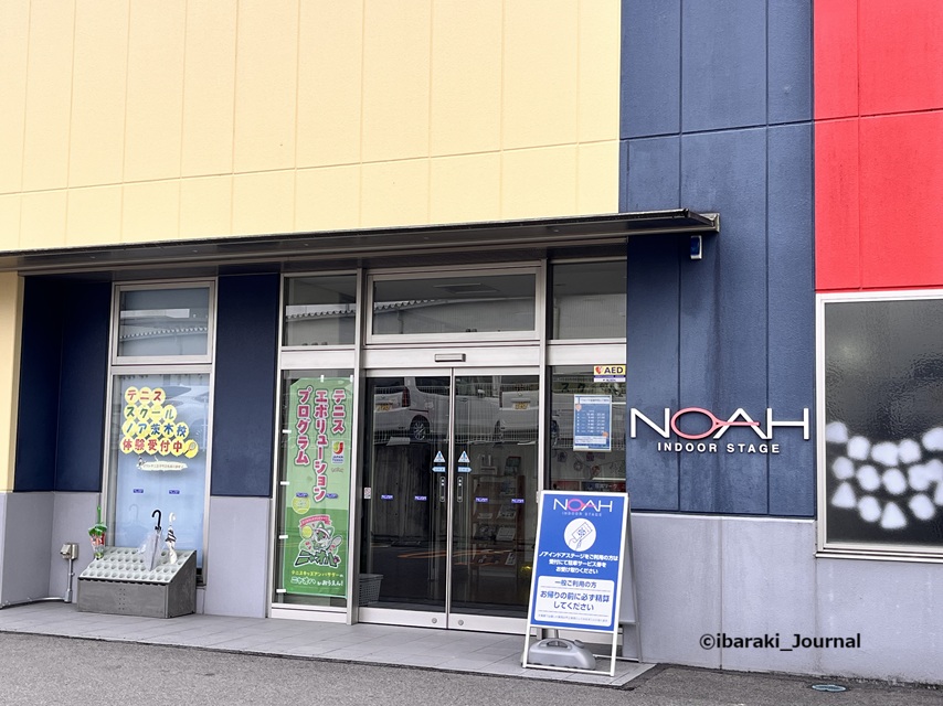 1222ノアインドアステージ茨木校入口IMG_7661.jpg