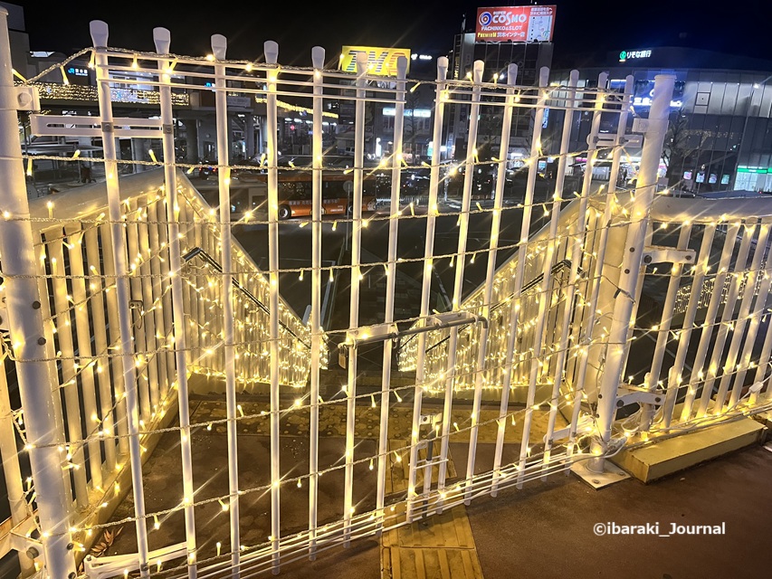 1129JR茨木西側のバス乗り場