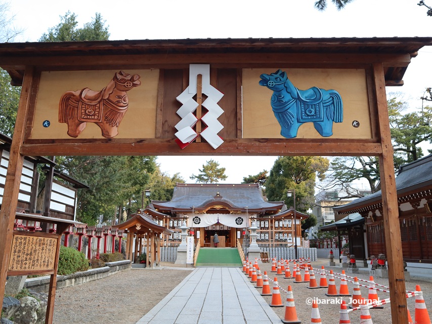 0109茨木神社干支くぐりIMG_0717