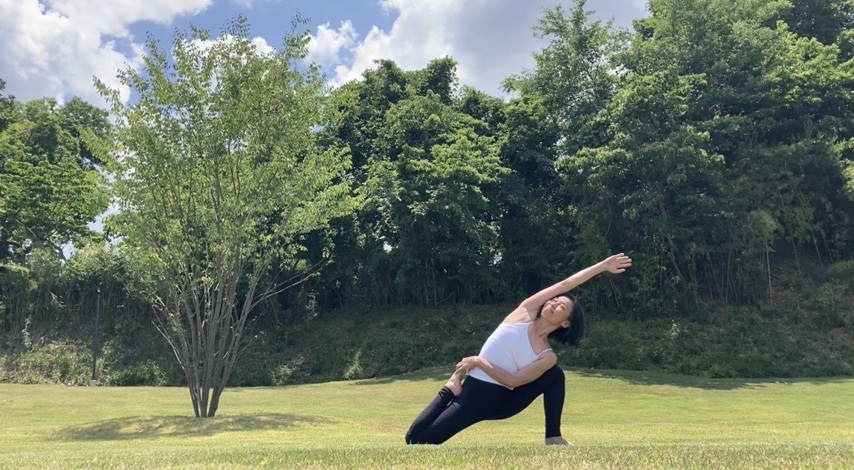 0320天方さんヨガ写真S__276905991