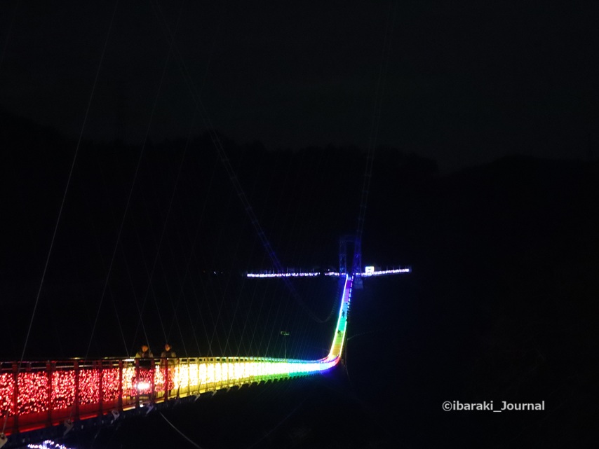 1224GODAブリッジ浮かんで見えるイルミネーションIMG_0585