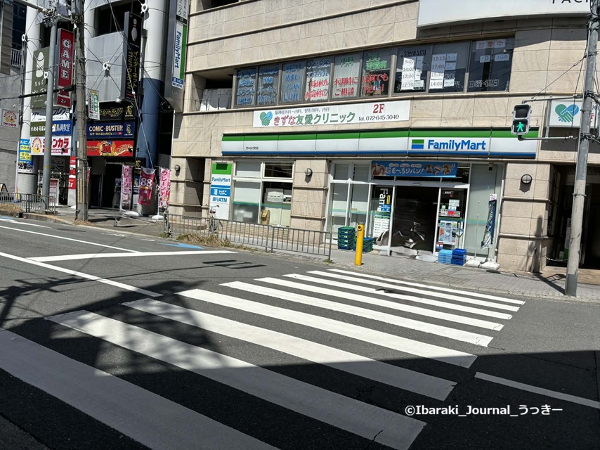 10阪急の北側の道路あたり-87f4e314-1301-4e1a-baa2-b8228c6b2b2d.jpg