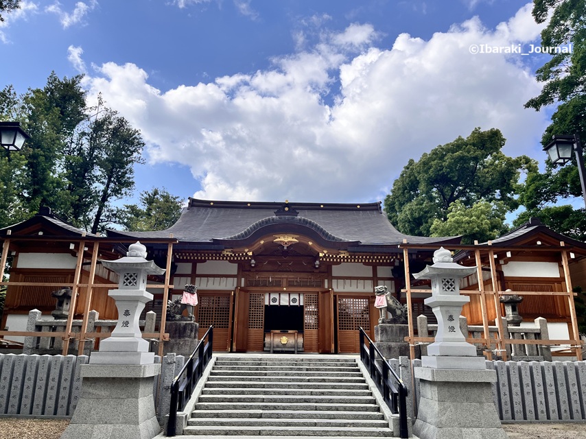 0615茨木神社本殿IMG_1357