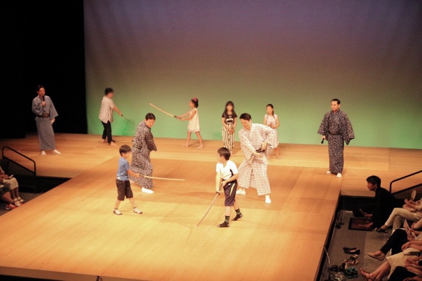 0718小学生の歌舞伎イメージ2f12d505b1006d7cb383049eef39a62b3