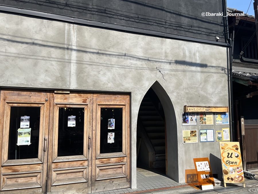 0716ajimi_books木のめビルヂング外観IMG_1928