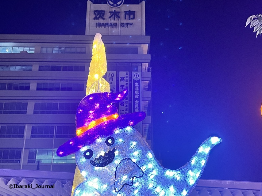 1007おにクルにハロウィンのイルミ６おばけと市役所IMG_3781